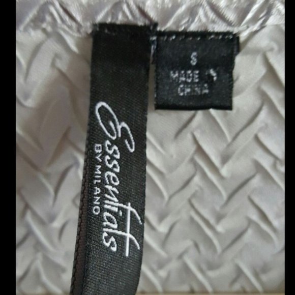 Essentials by Milano 3/4 sleeved blouse - Picture 2 of 2